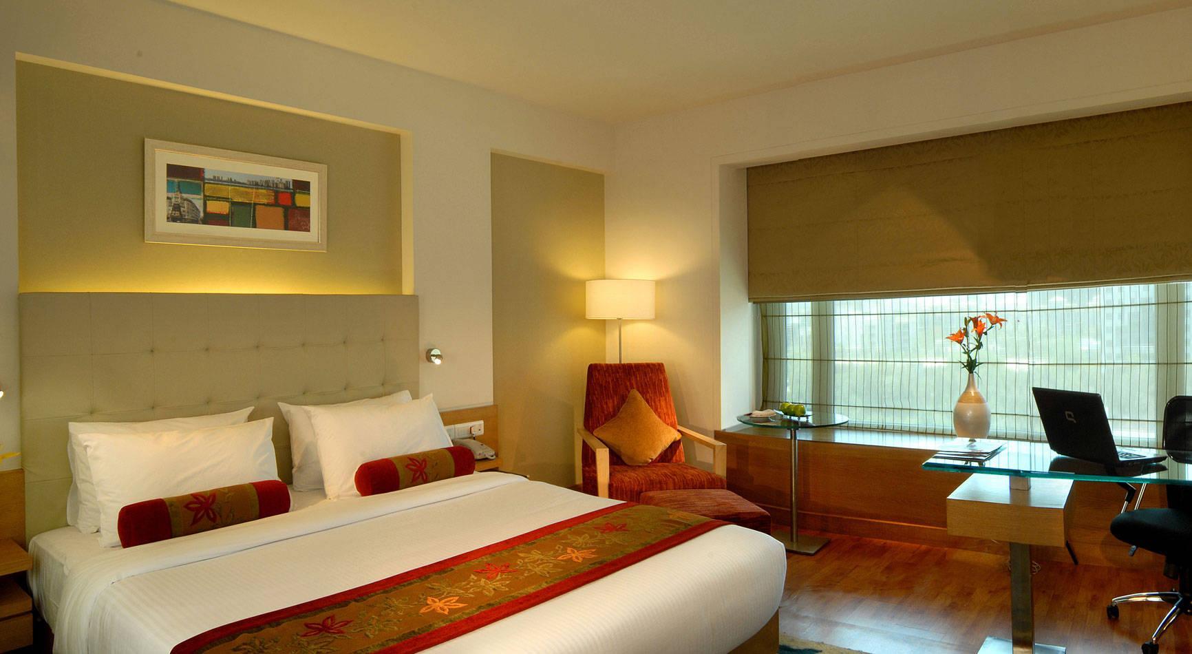 Radisson Mumbai Goregaon Exteriör bild