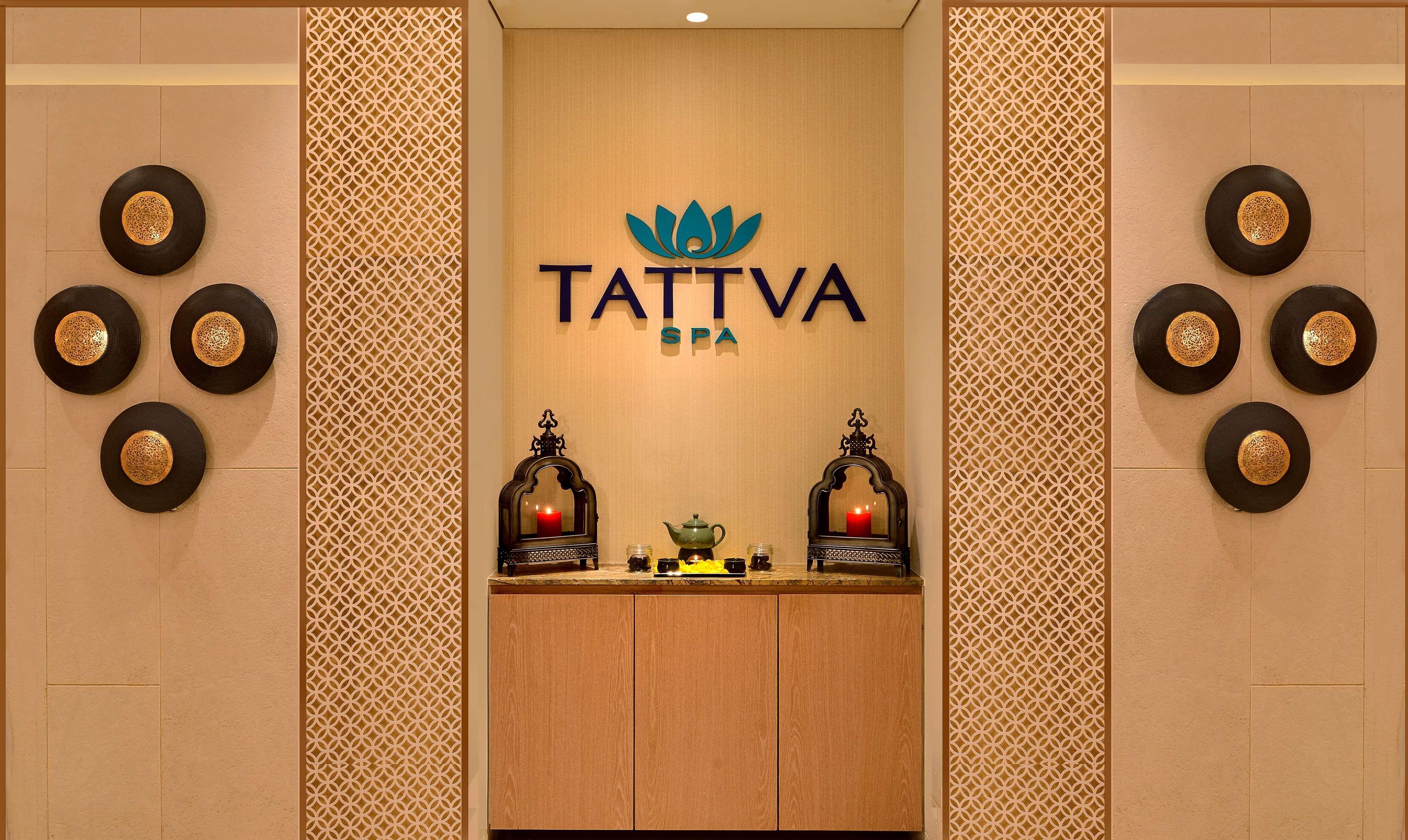 Radisson Mumbai Goregaon Exteriör bild